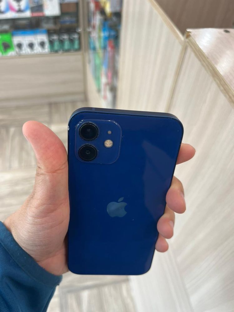 Продается iPhone 12