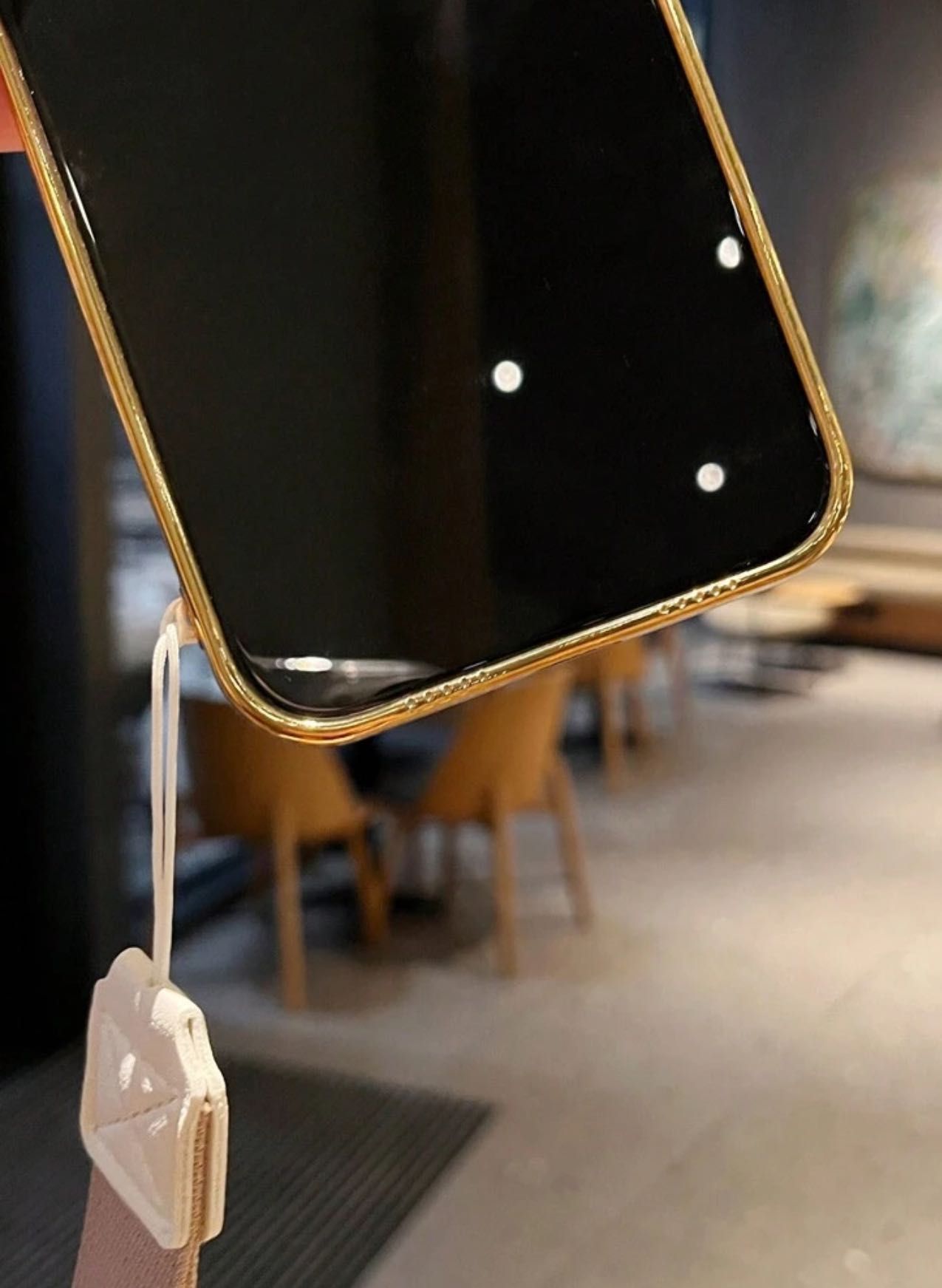 iPhone 13 Pro Case - Златен Калъф