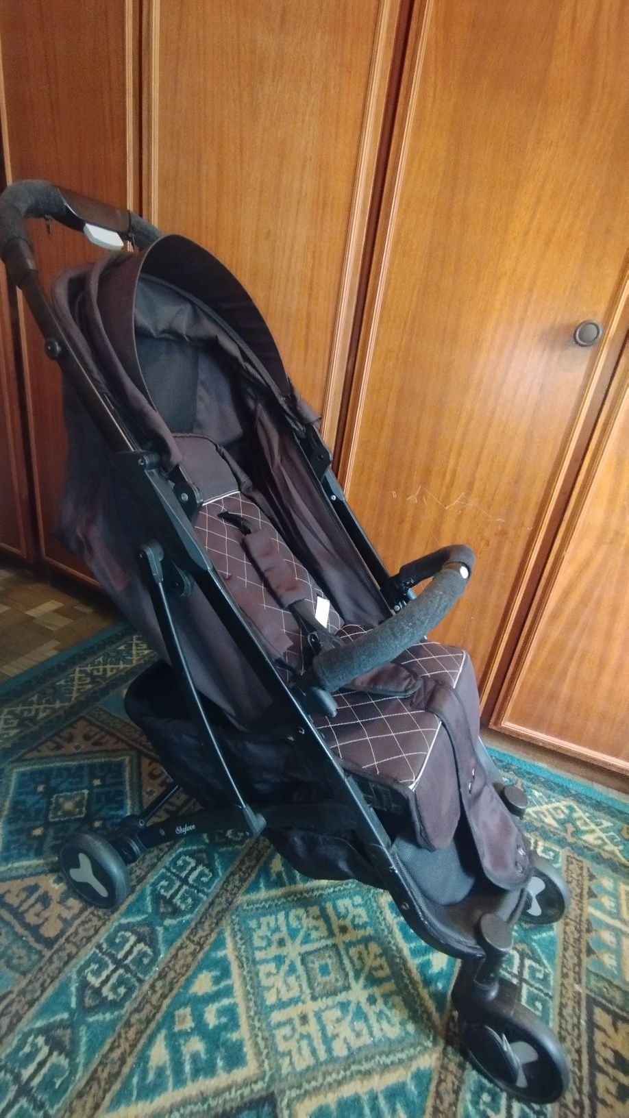 Продам детскую коляску