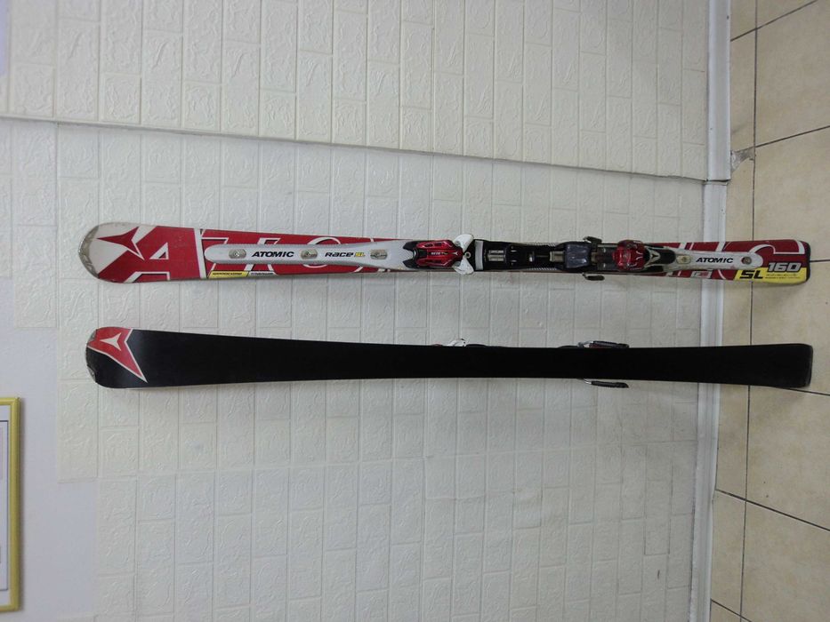 Не новые лыжи ATOMIC м-ль RACE SL Titanium 157 см с кр ATOMIC NEOXTL12