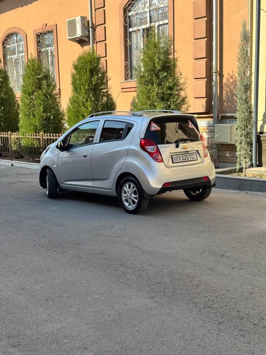 Spark 2016 yil avtomat karobka  60 ming km yurgan