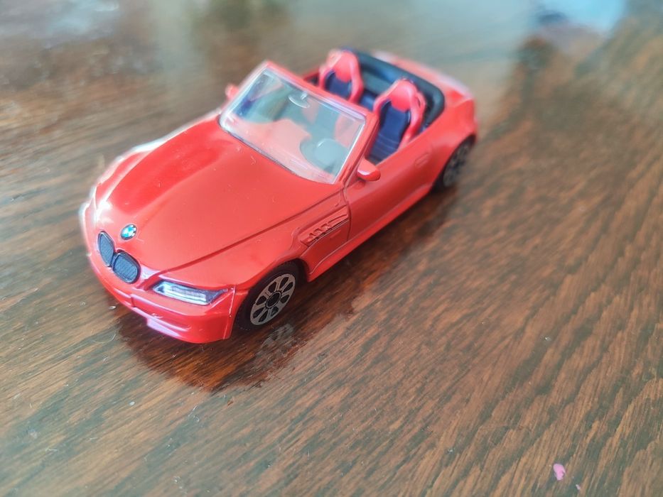 Kолички BBURAGO 1/43