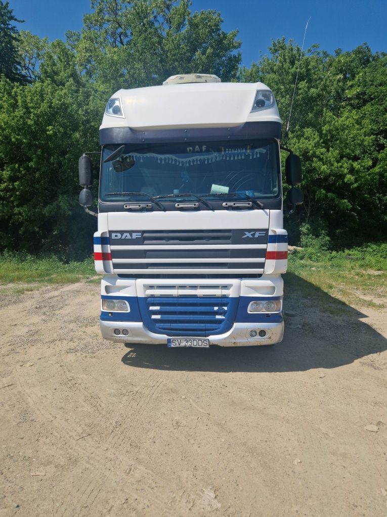 Vând camion duba tandem,,frigorific sau schimb cu cap tractor.