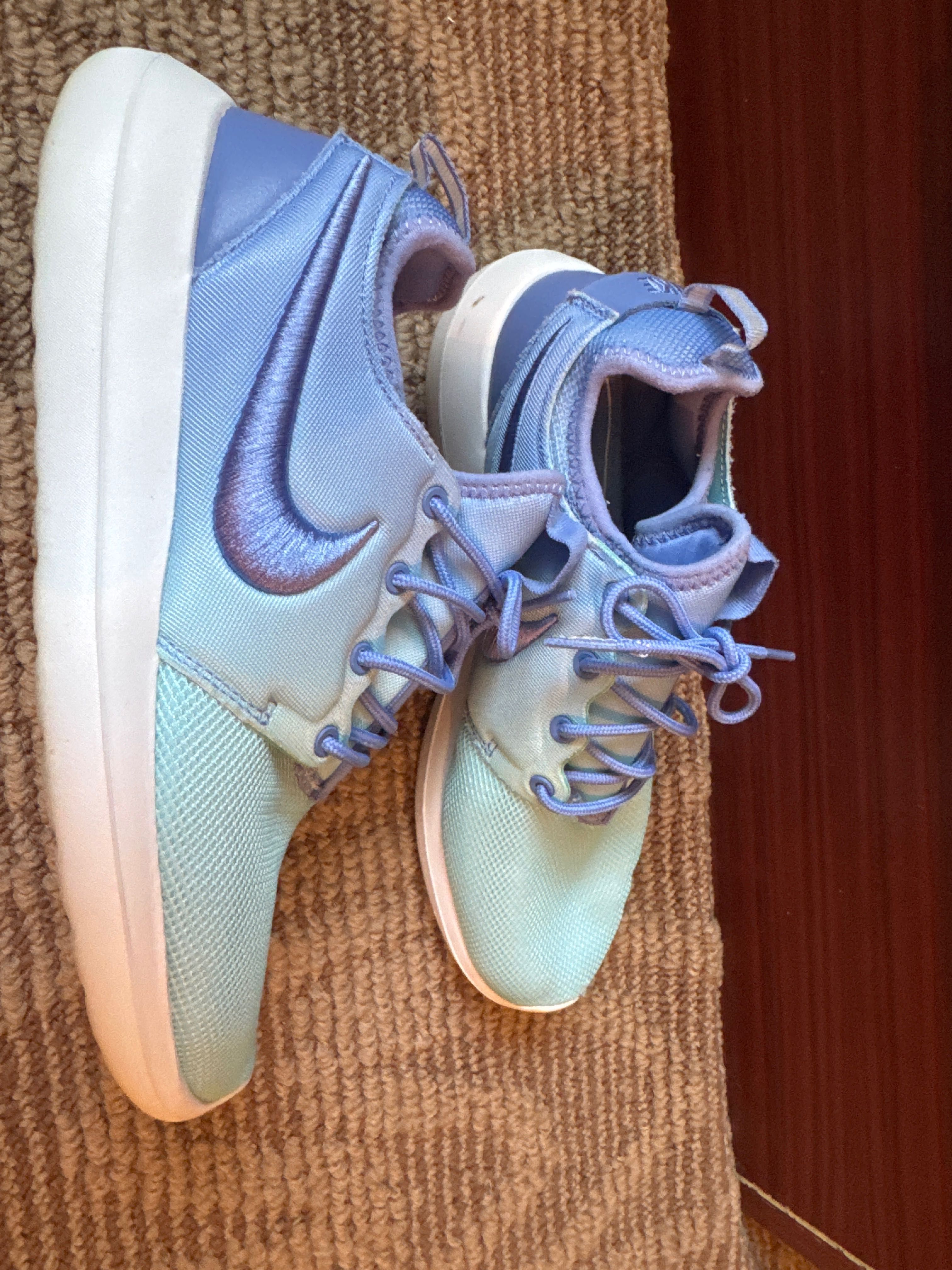 Дамски маратонки NIKE W ROSHE TWO BR 40 сини