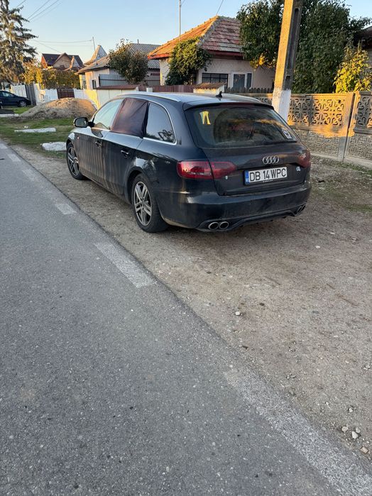 Audi a4 b8 avant quattro