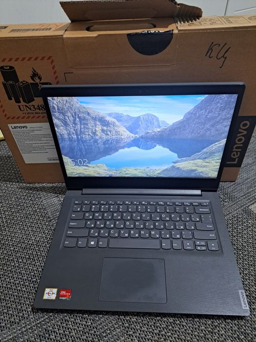 Ноутбук Lenovo V14-ADA