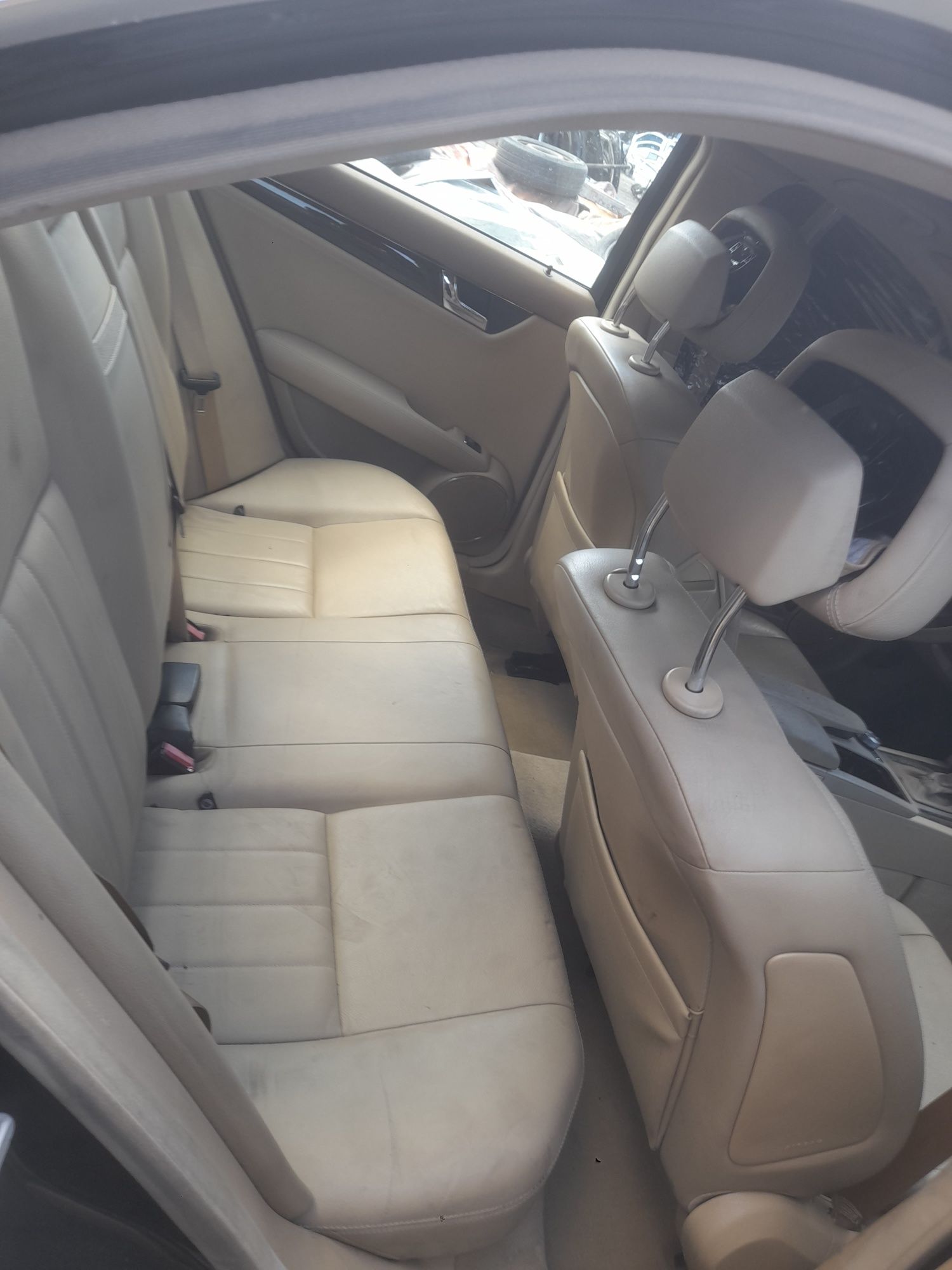 Interior piele CREM scaune+bancheta Mercedes C-Class w204 (impecabil)