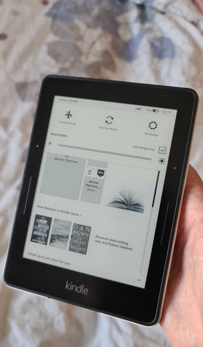 Kindle voyage 6" 300ppi с подсветка и калъф