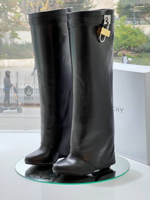 Дамски ботуши - Givenchy Shark Lock