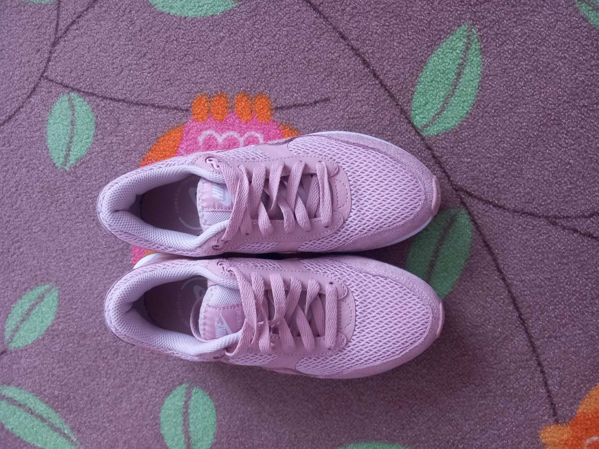 Дамски маратонки Nike airmax