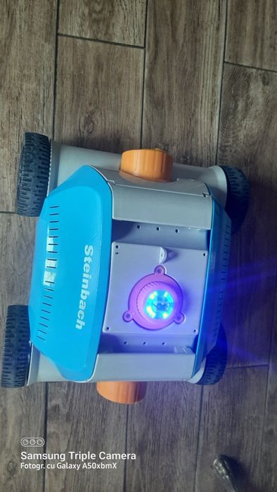 Aspirator piscină