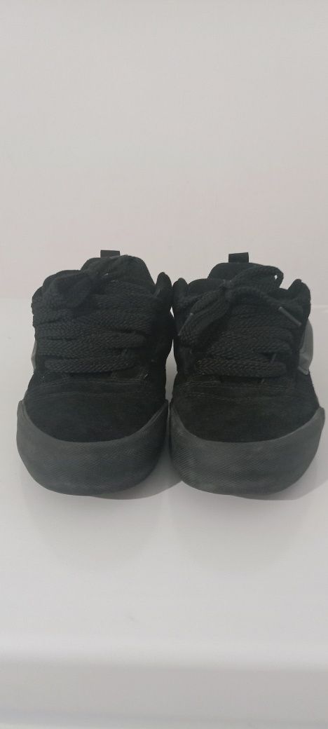 Продам Vans Knu Skoll black