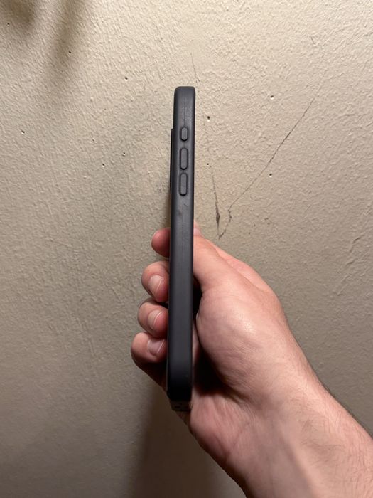 Husa originala Apple din silicon cu MagSafe - iPhone 16 Pro Max