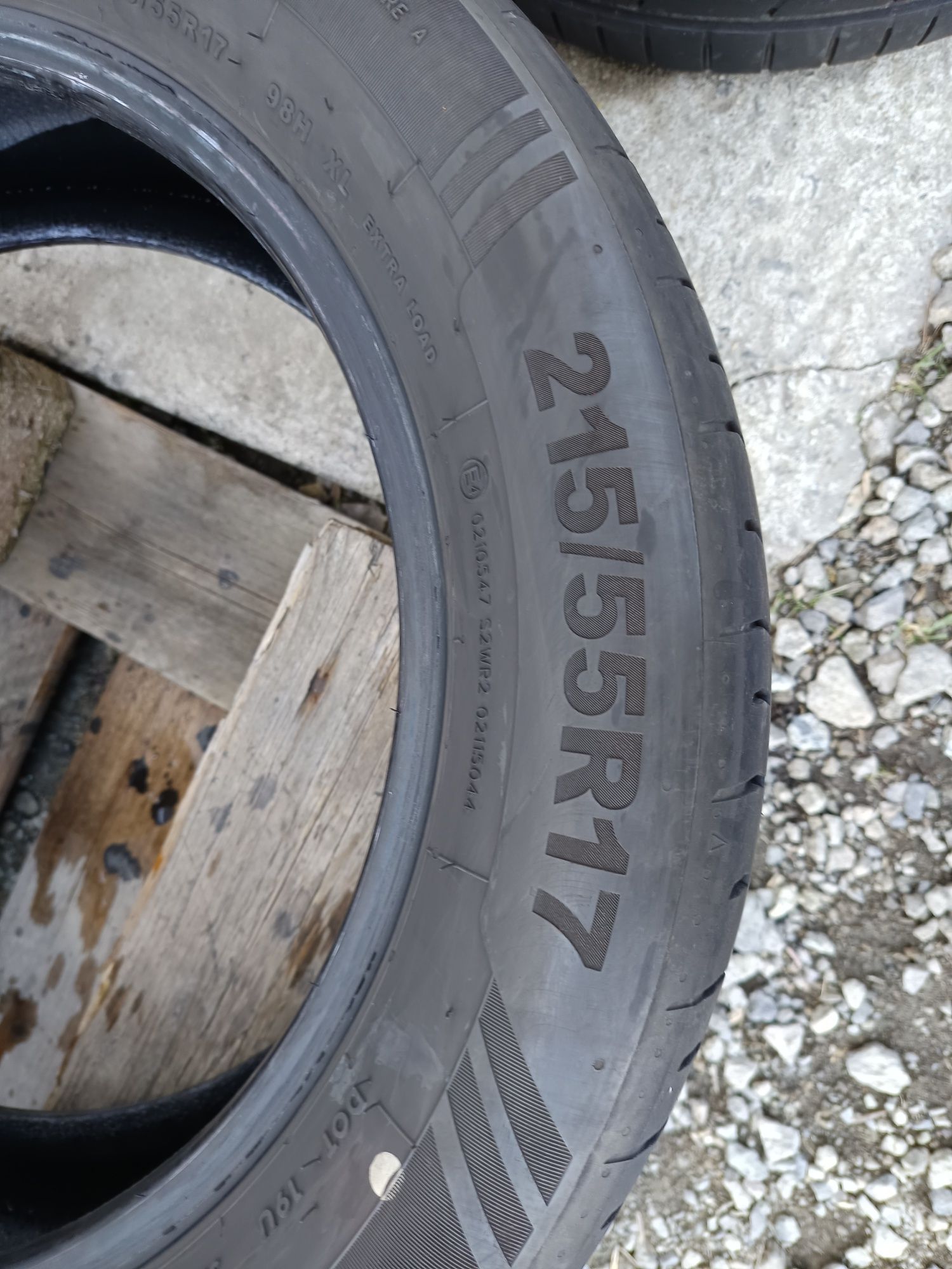 Летни гуми 215 55 R 17 Дот 0623