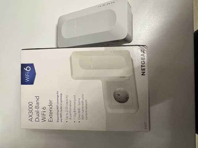 NETGEAR WiFi6 Mesh Repeater (EAX17)