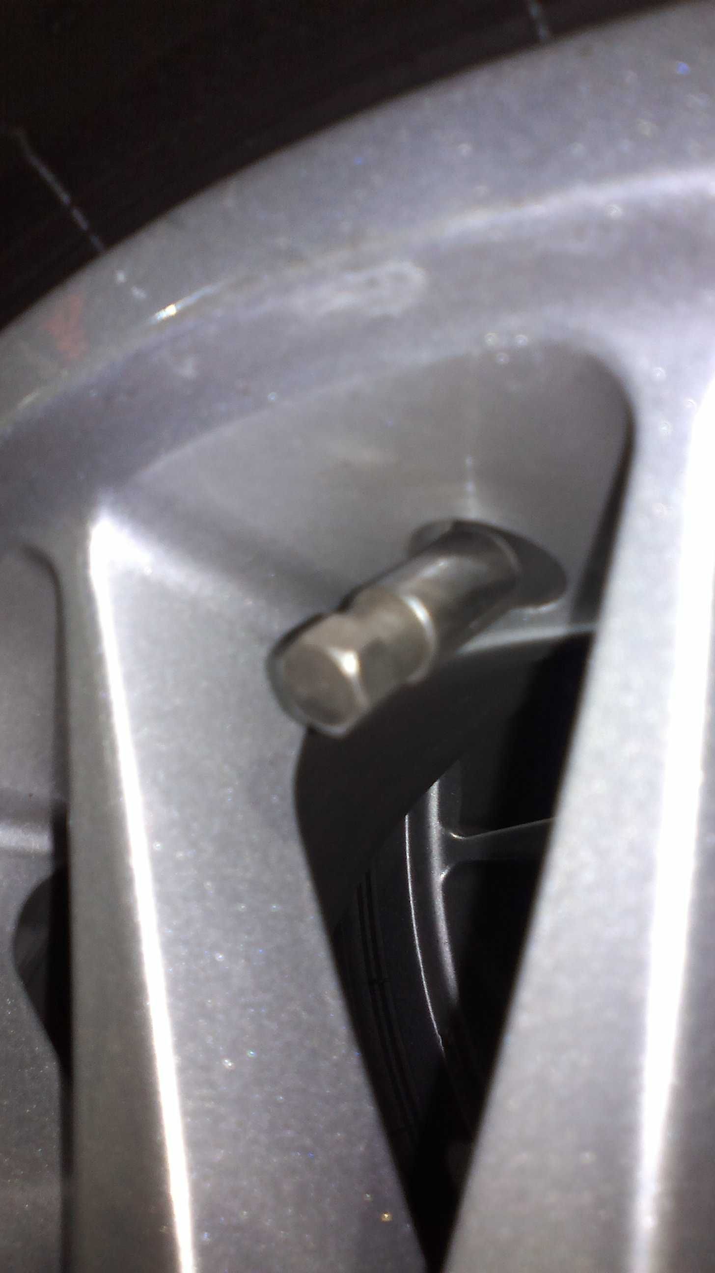 Джанти лети:6,5x15; 5х100+5х112-VW,Audi,Seat,Chrysler,Mercedes,Ford,Ma