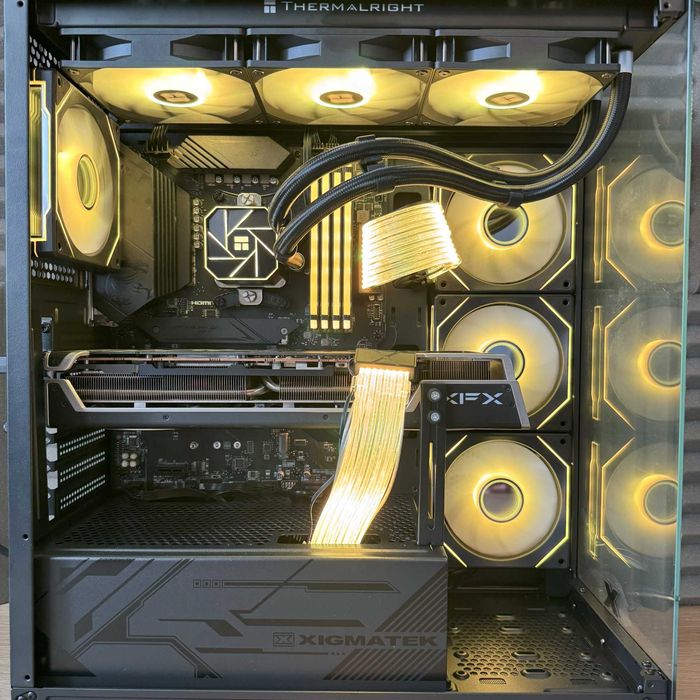 ЛИЗИНГ! Геймърски Компютър/ Ryzen 7 5700X3D/ RX 6800 XT/ 32GB/ 1TB SSD