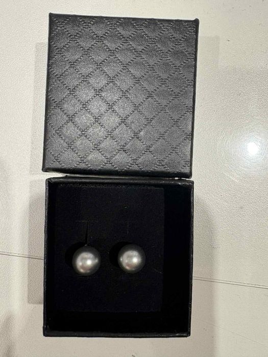 Обеци перли със сребърен винт