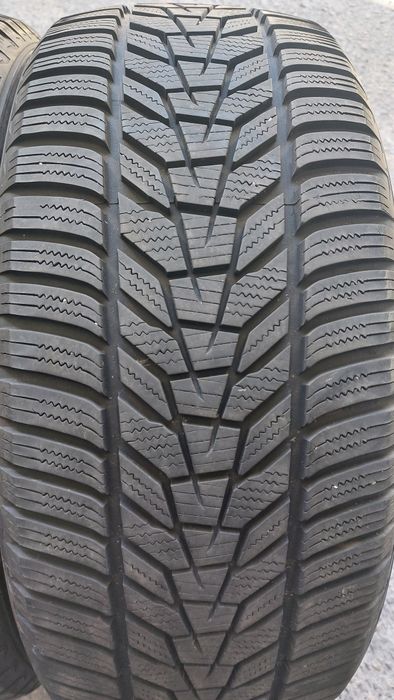 Зимни гуми 235/55/17 Hankook Winter I'cept evo3 4 броя