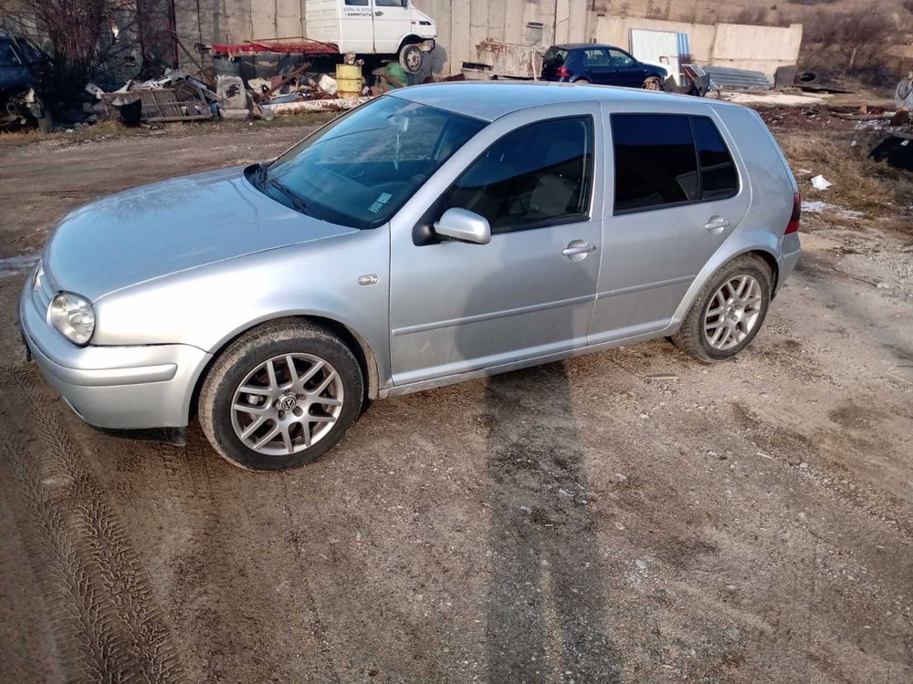 Golf 4 1.6 105 коня на части