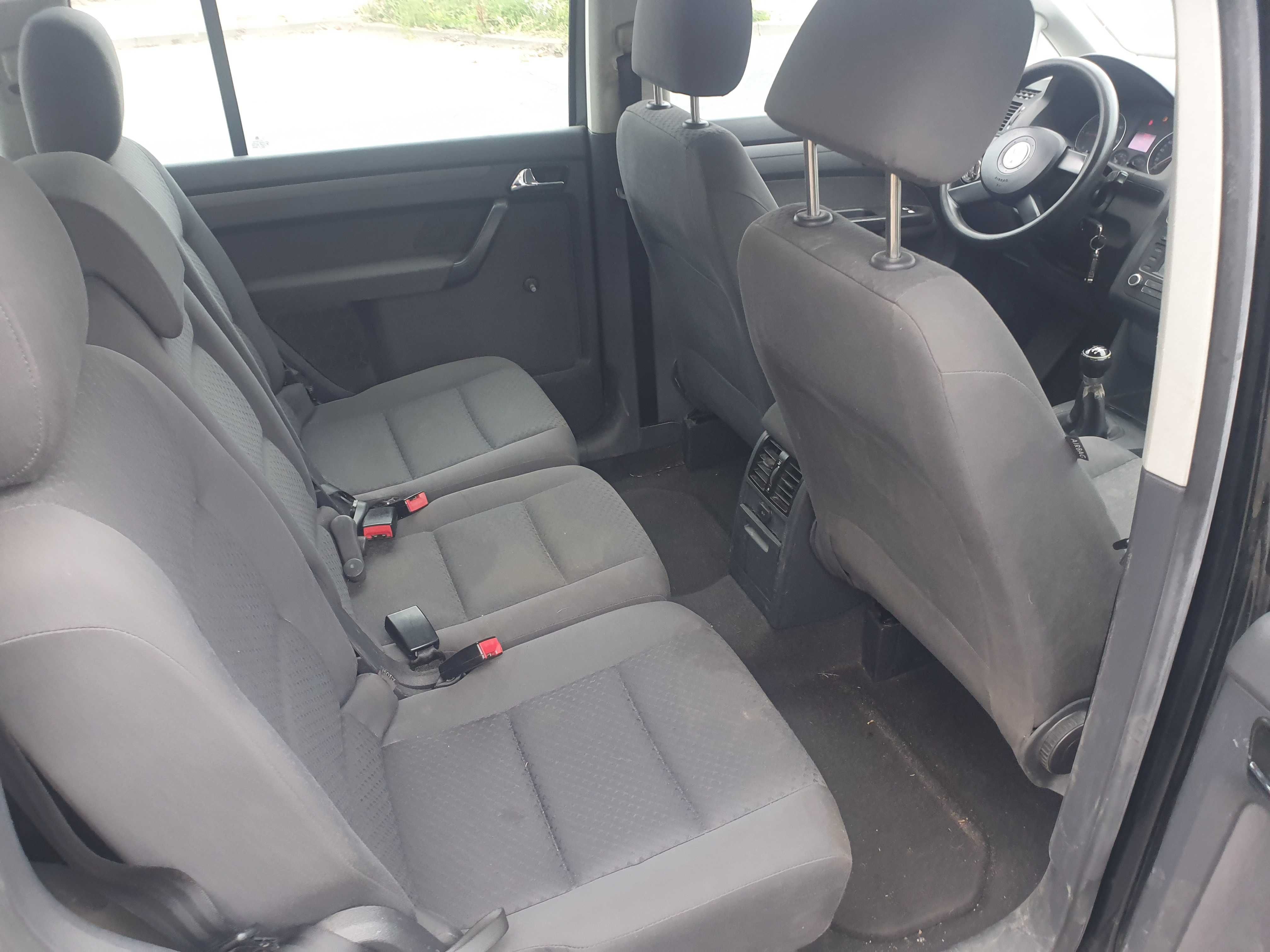 Фолксваген Туран 1.9 Тди Климатик Теглич 7 местен VW Touran