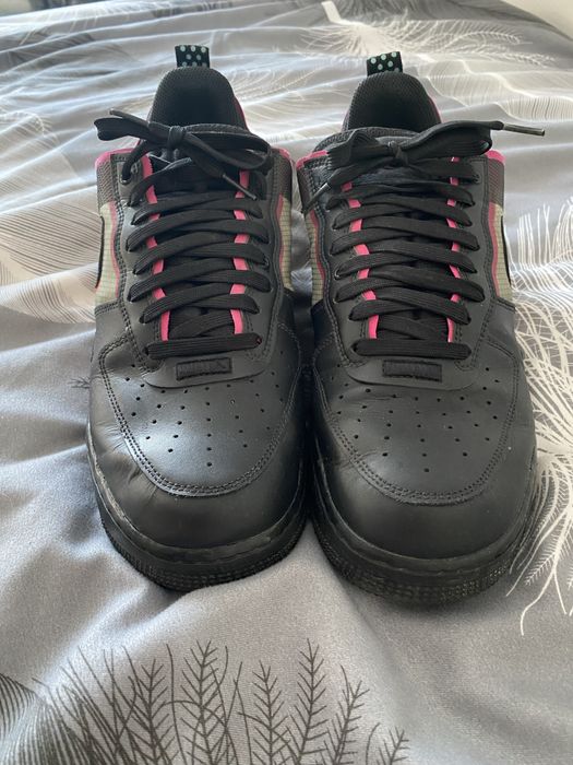 adidasi nike negri