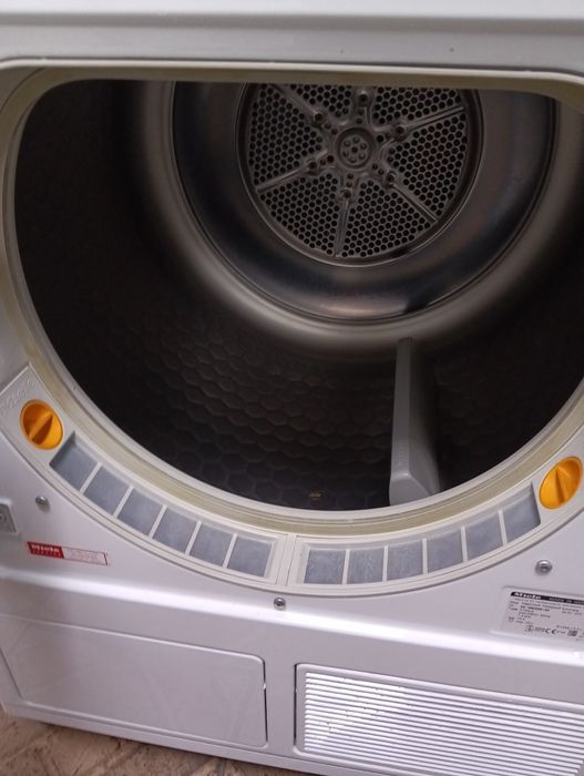 Сушилня с термопомпа Миеле Miele T 8000 WP 7кг А+++ 2 години гаранция