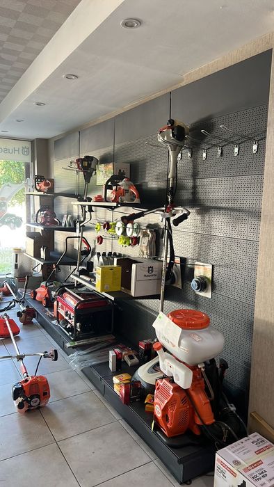 Стилажи за магазин