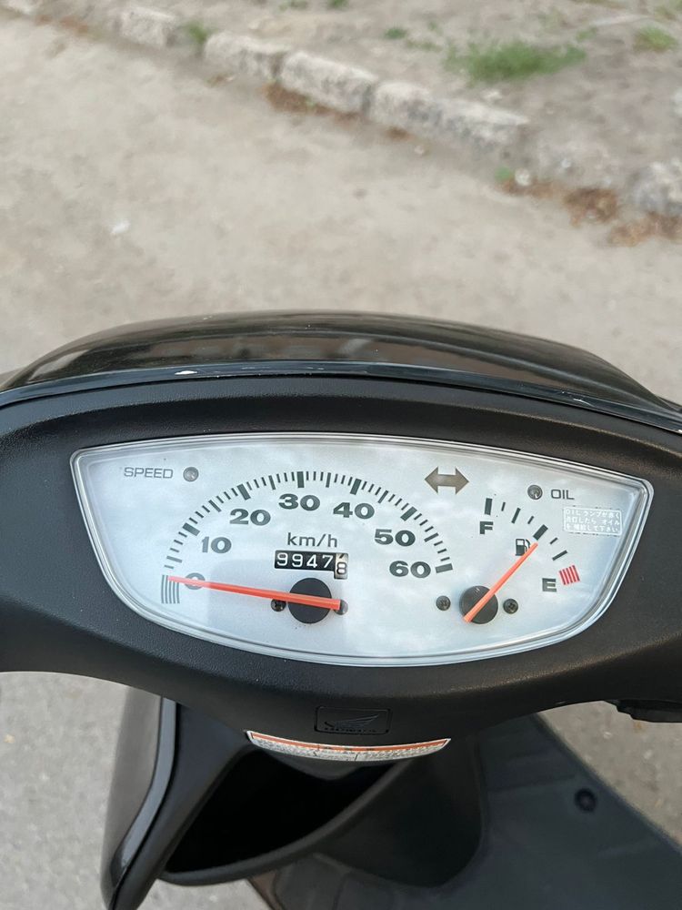 Японский скутер  Honda Dio AF 35