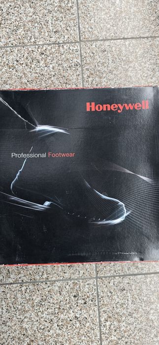 Vand ghete imblanite de piele