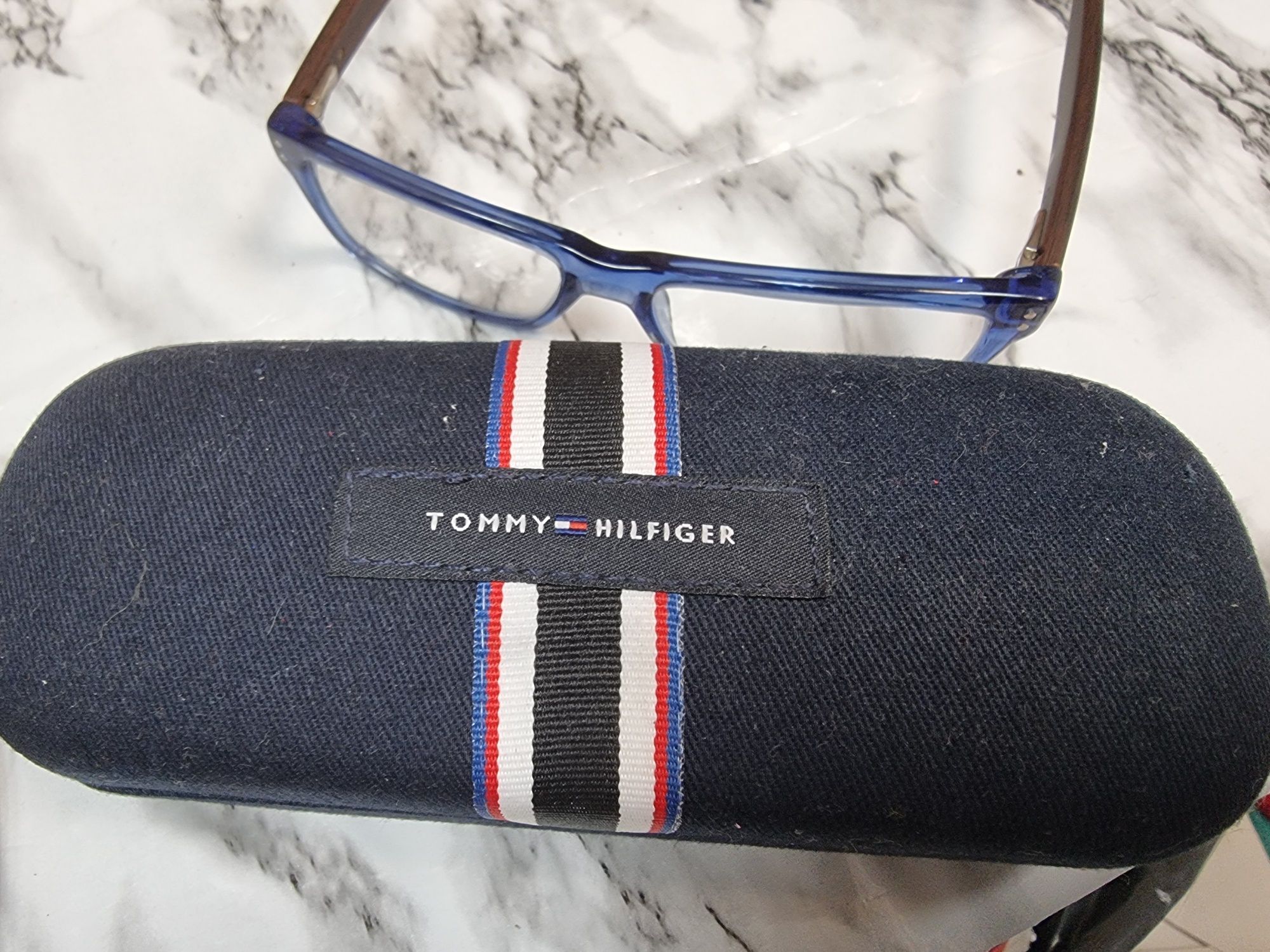 Tommy Hilfiger диоптрични рамки Уникални!