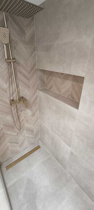 Instalatii Electrice-Sanitare/Amenajari Interioare/Glet-Gresie- ETC.