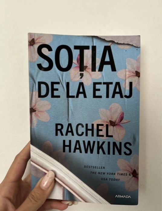 Carte Sotia de la etaj- Rachel Hawkins