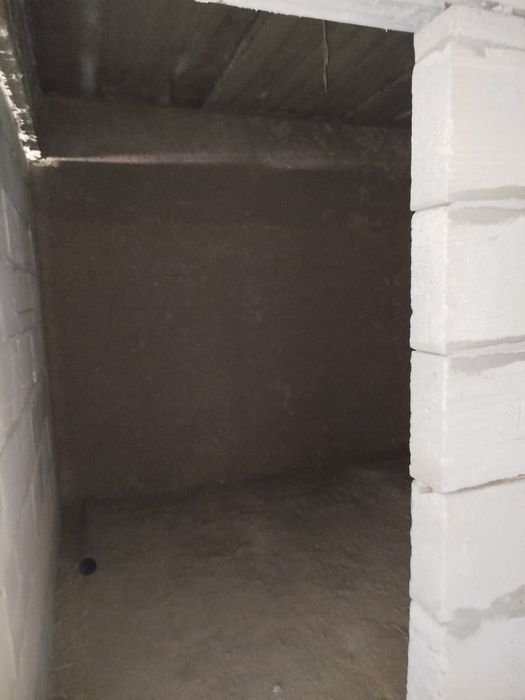 Samarqand shahridagi yangi qurilgan uy sotiladi.