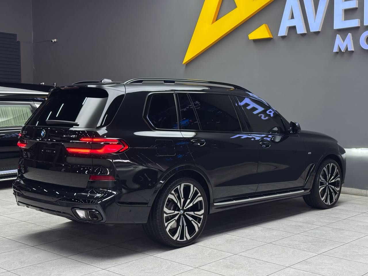 Продается BMW X7 xdrive40i