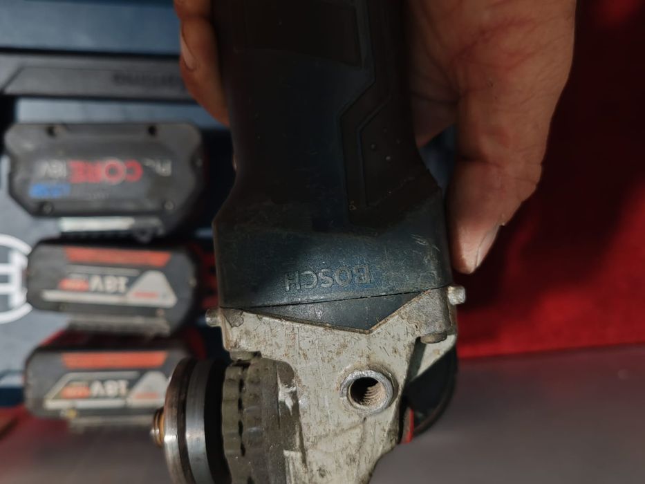 Vând bormașini si flex Bosch