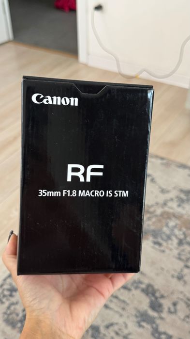 Объектив canon RF 35