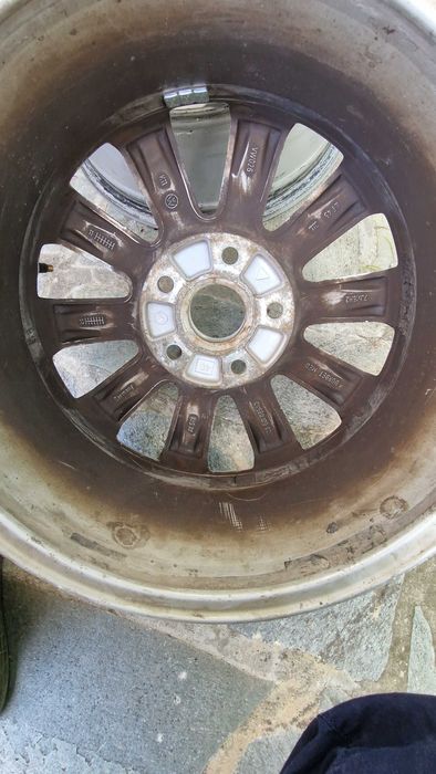 Оригинални джанти от VW Passat Variant B6