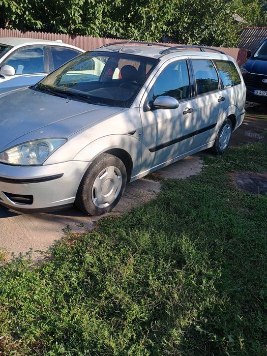 Ford focus 2003.
