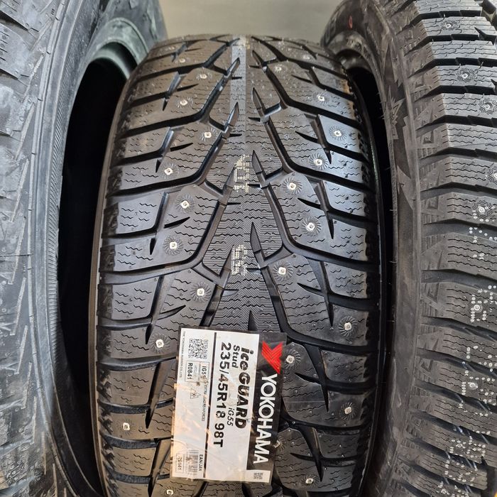 235/45r18 Yokohama  IG55 шипы