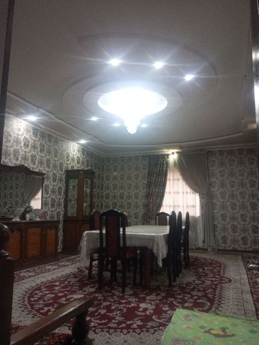 Tayyor uy 6sotok hamma waroit bor