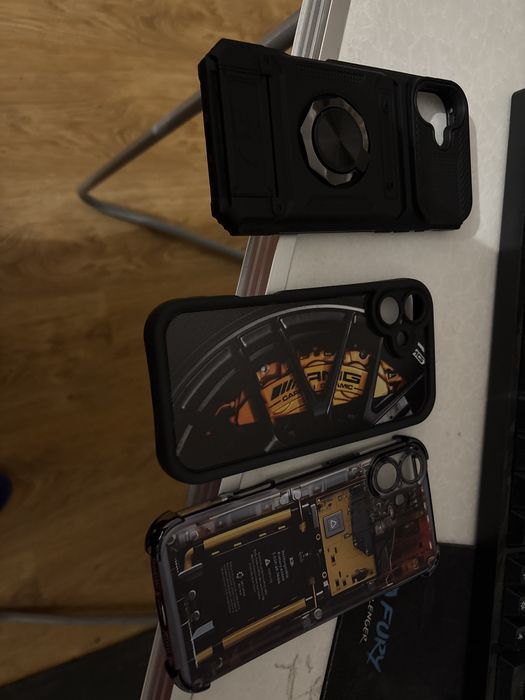 Vand 3 huse iphone 16 plus