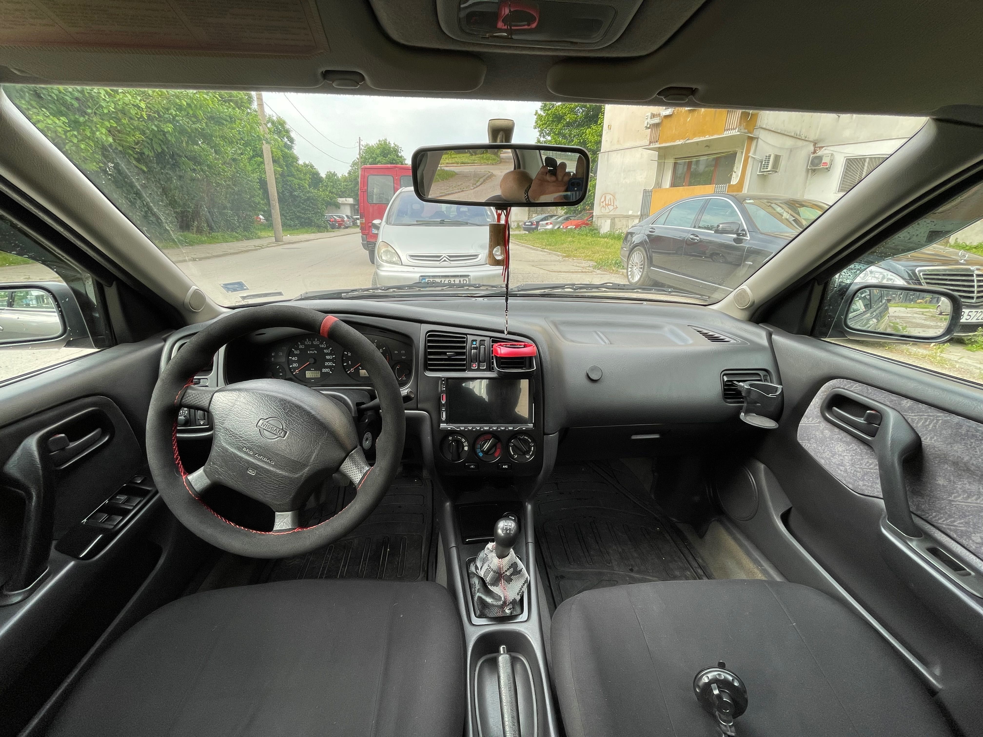 Nissan Primera 1.6-16V бензин