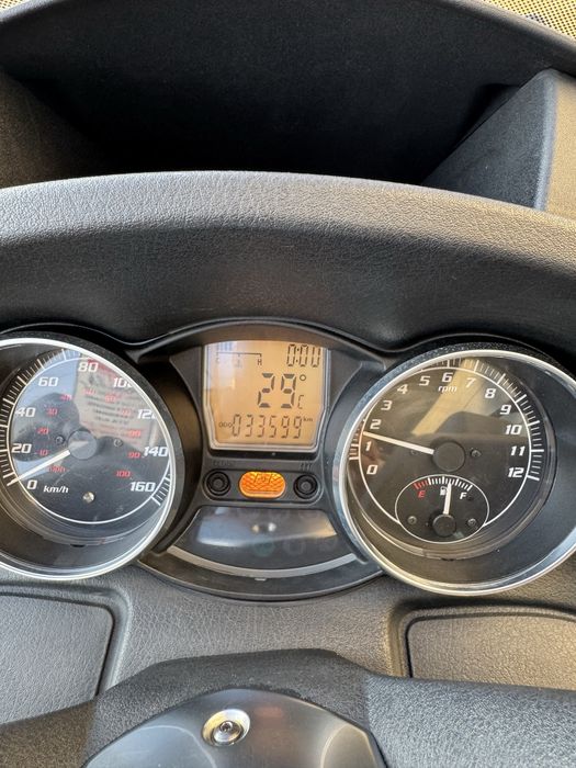 Piaggio mp3 Touring LT 300cc Triciclu categoria B an 2012