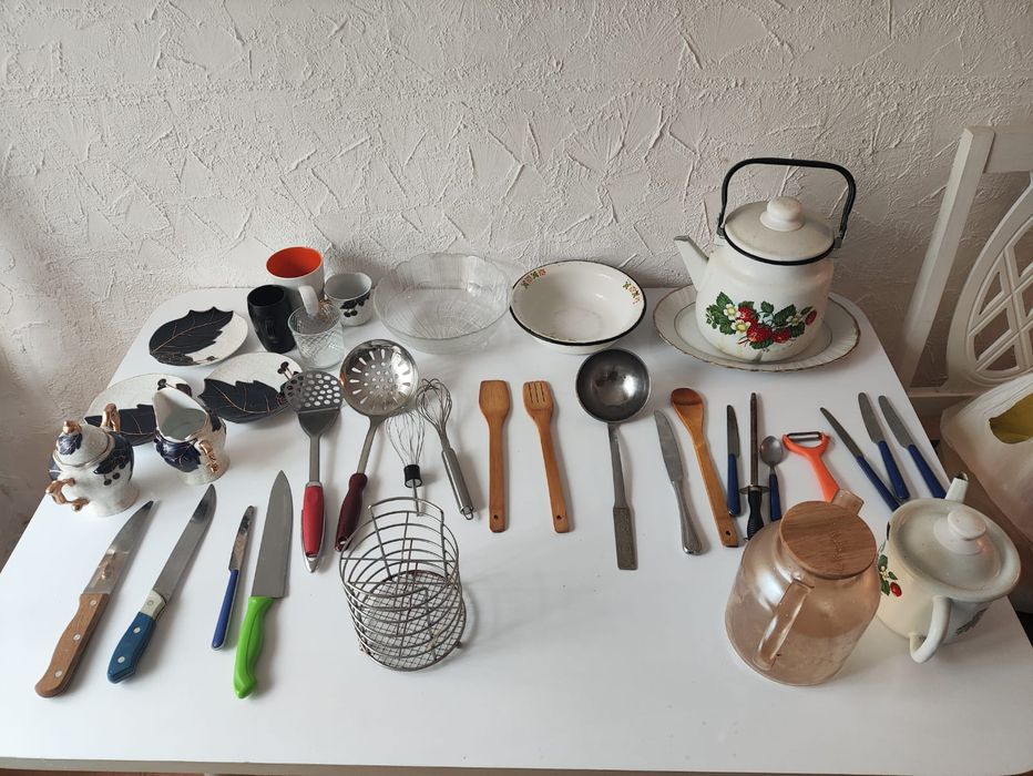 Отдам всё за 2 тысячи