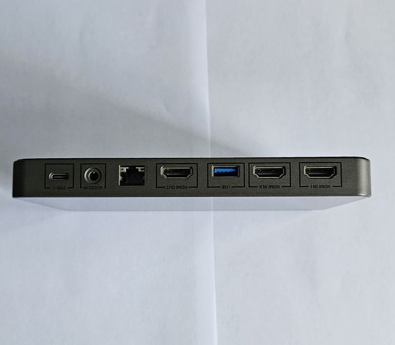 YOLOBOX pentru live Streaming