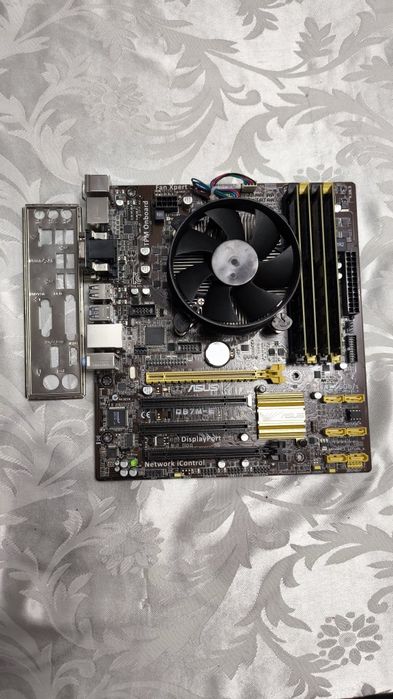 Vând 32gb 8x4 ddr3, la 1600Mhz