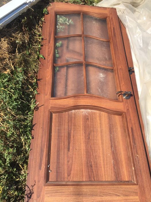 Продам двери межкомнатные