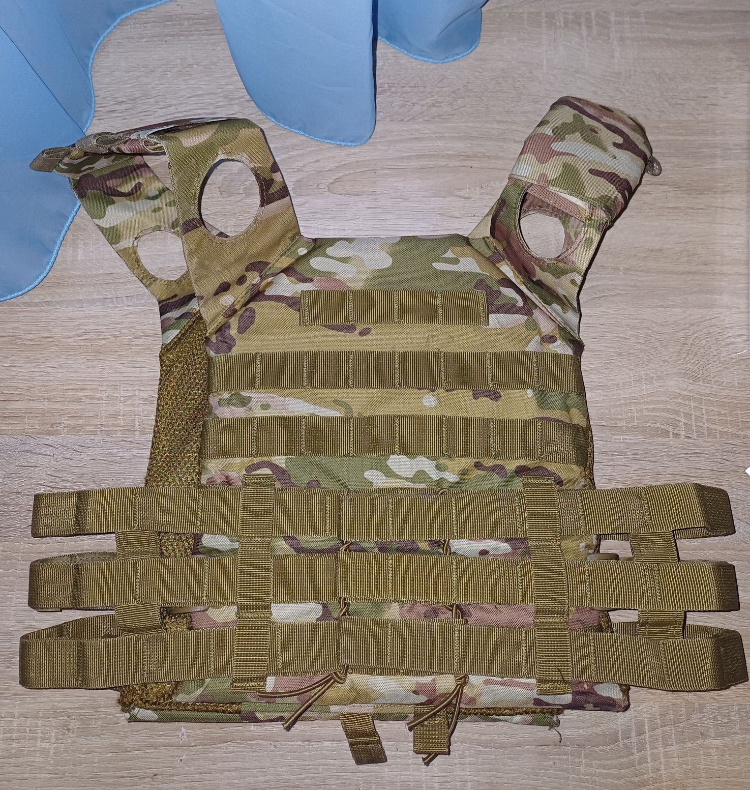 Airsoft жилетка и каска