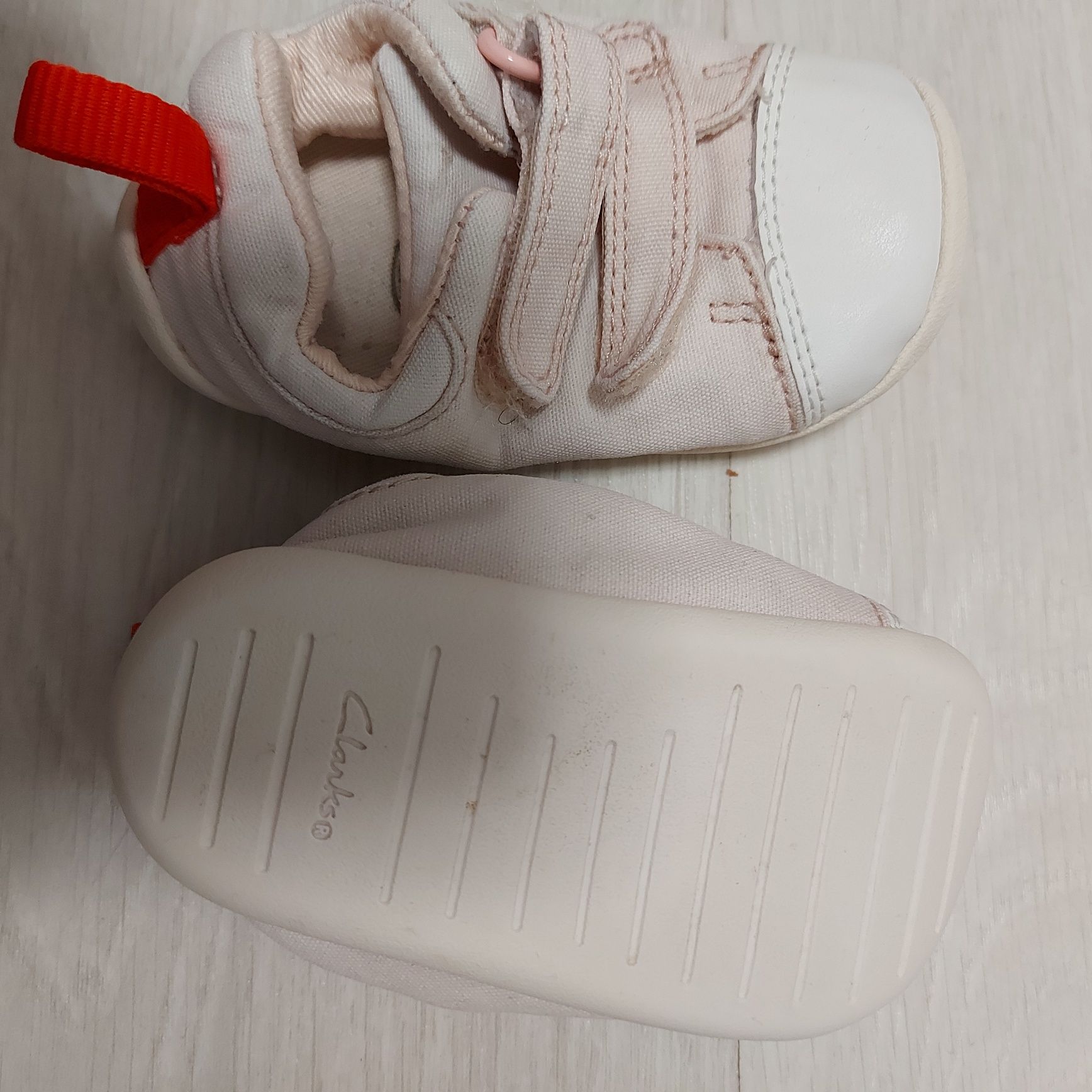 Бебешки обувки буйки